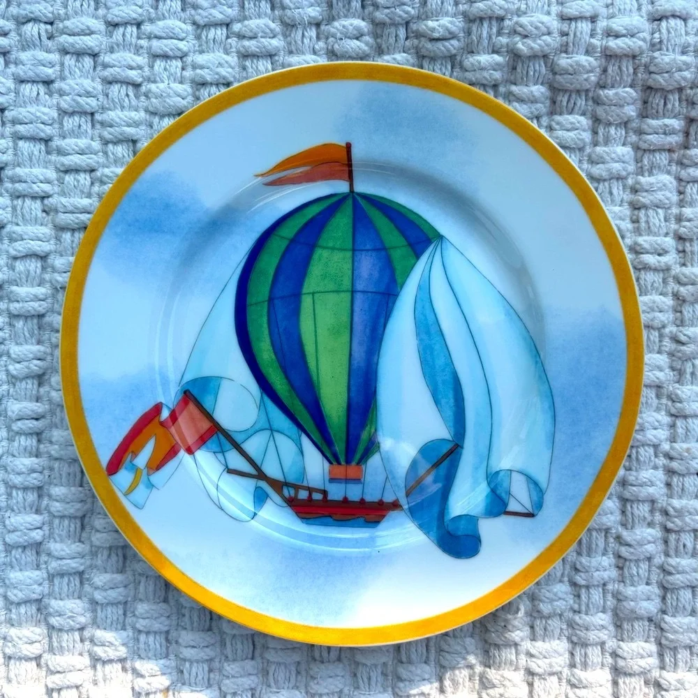 Four Williams-Sonoma Montgobfiere Hot Air Balloons 7 1/2